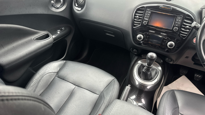 Nissan Juke 1.2 DiG-T Tekna 5dr Petrol Hatchback